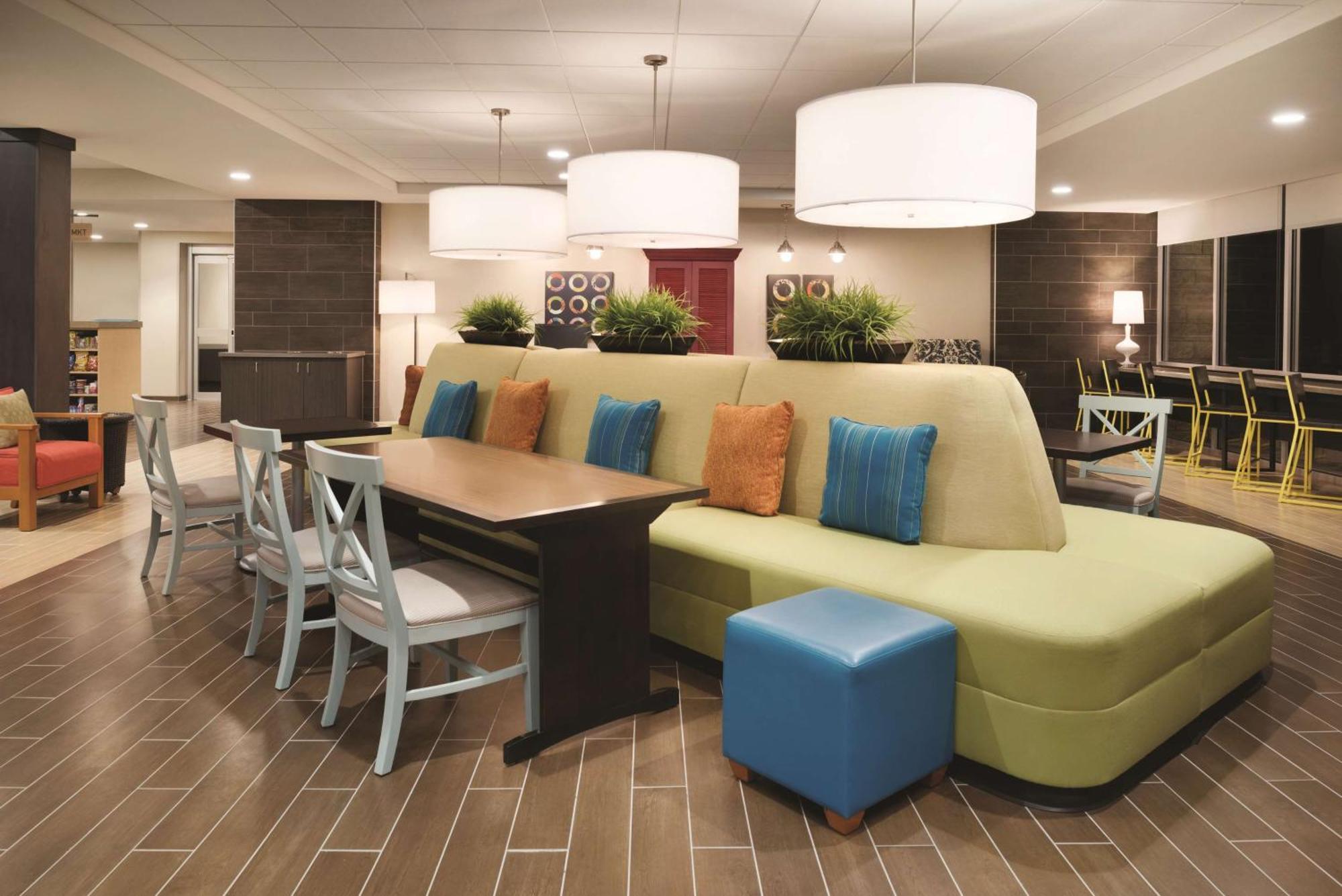 Home2 Suites By Hilton Iowa City Коралвил Екстериор снимка