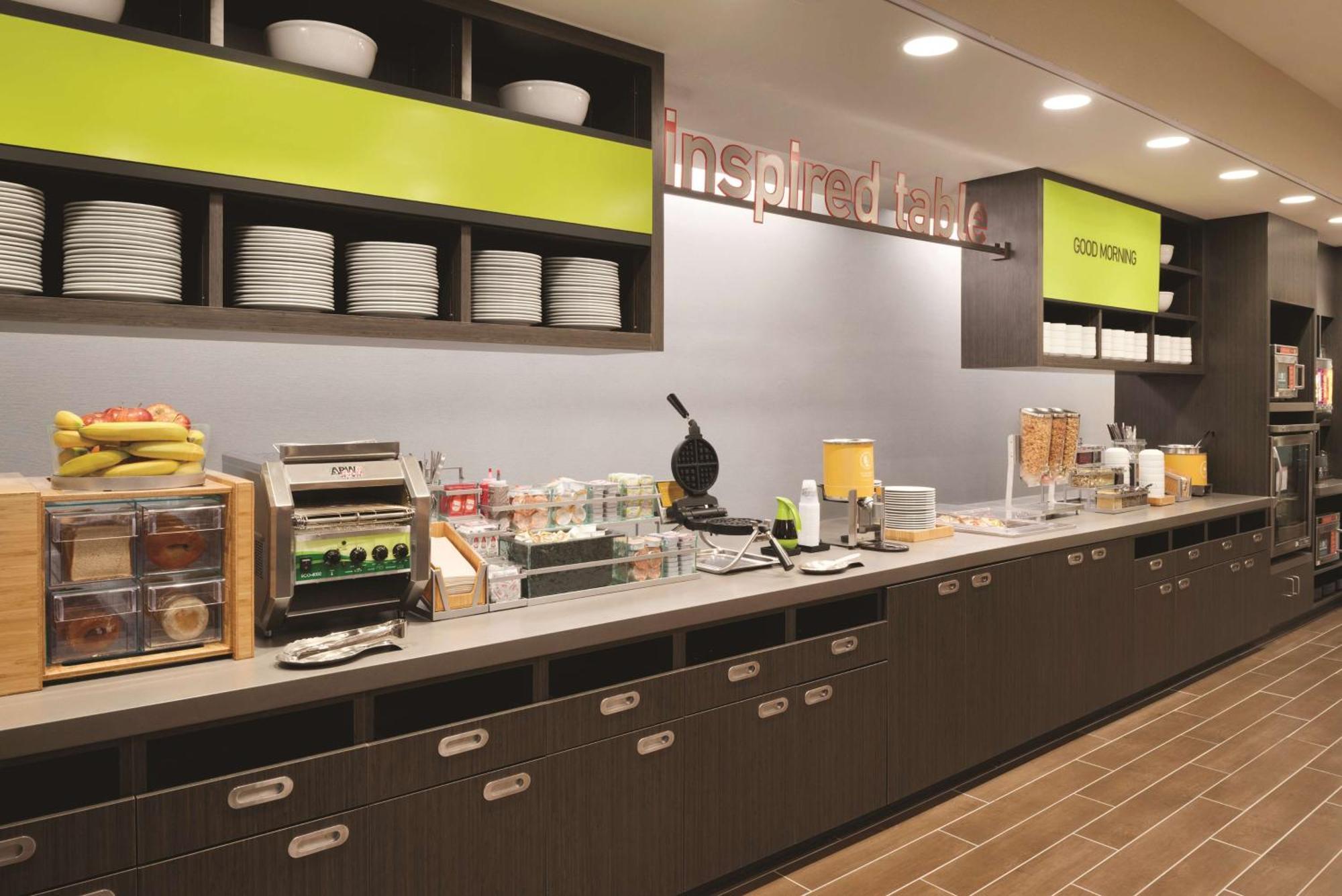 Home2 Suites By Hilton Iowa City Коралвил Екстериор снимка