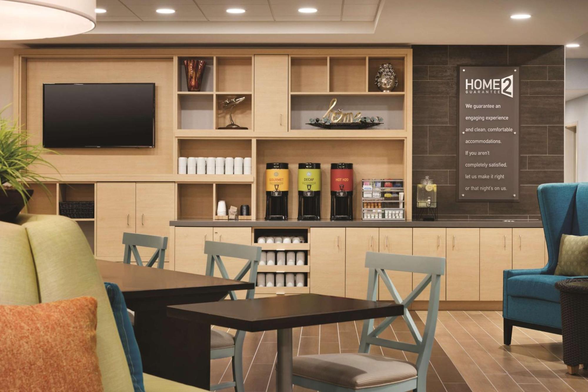 Home2 Suites By Hilton Iowa City Коралвил Екстериор снимка