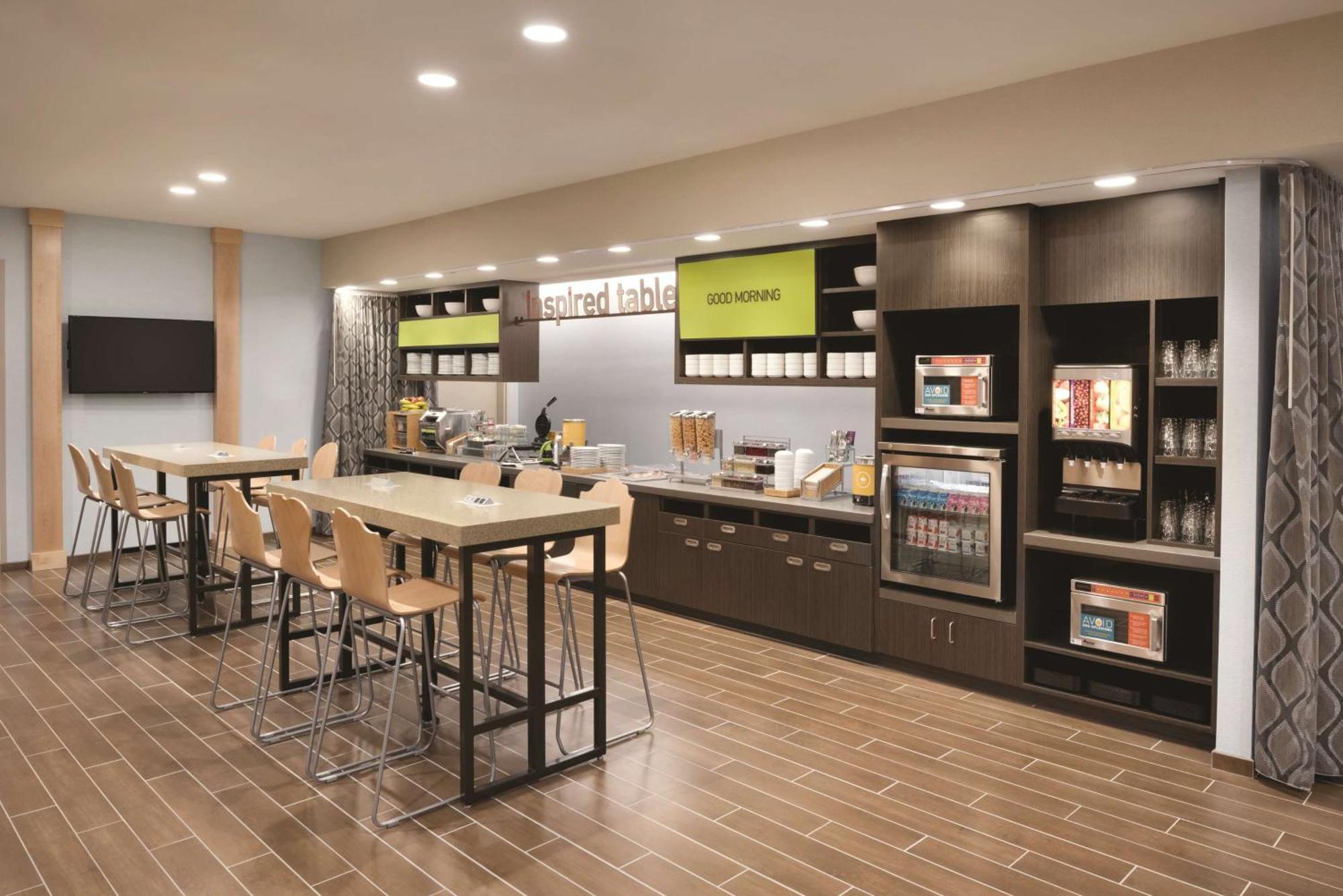 Home2 Suites By Hilton Iowa City Коралвил Екстериор снимка